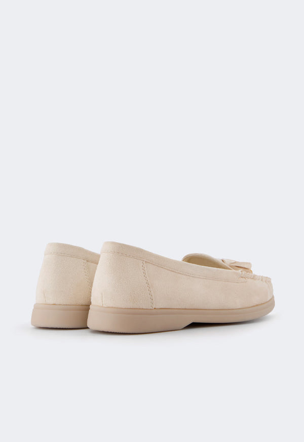 Choice Tassel Suede Loafers Cream