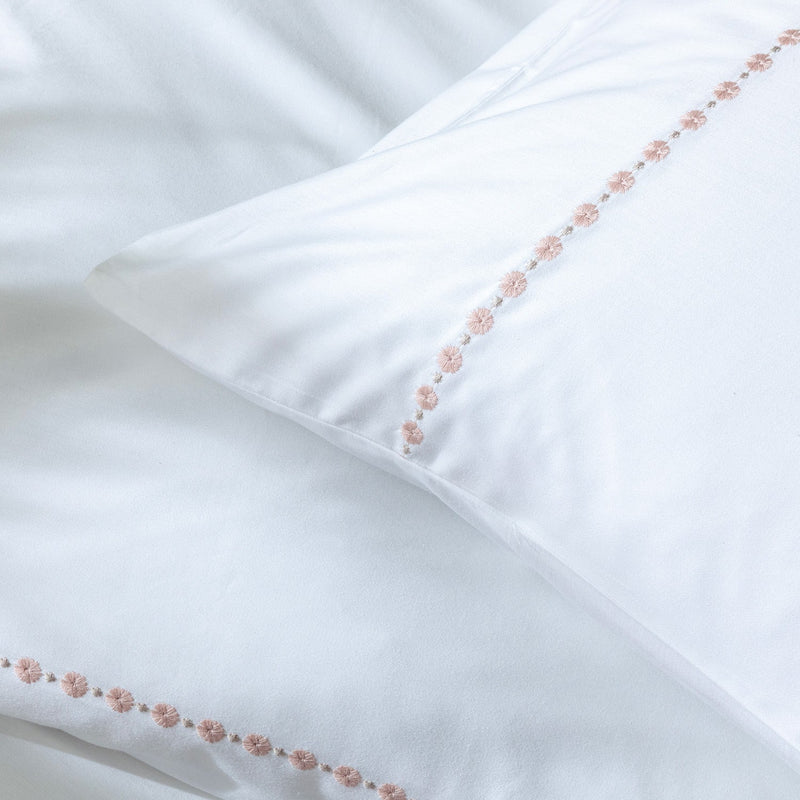 Chakra Florissa Duvet Cover Set Dbl White