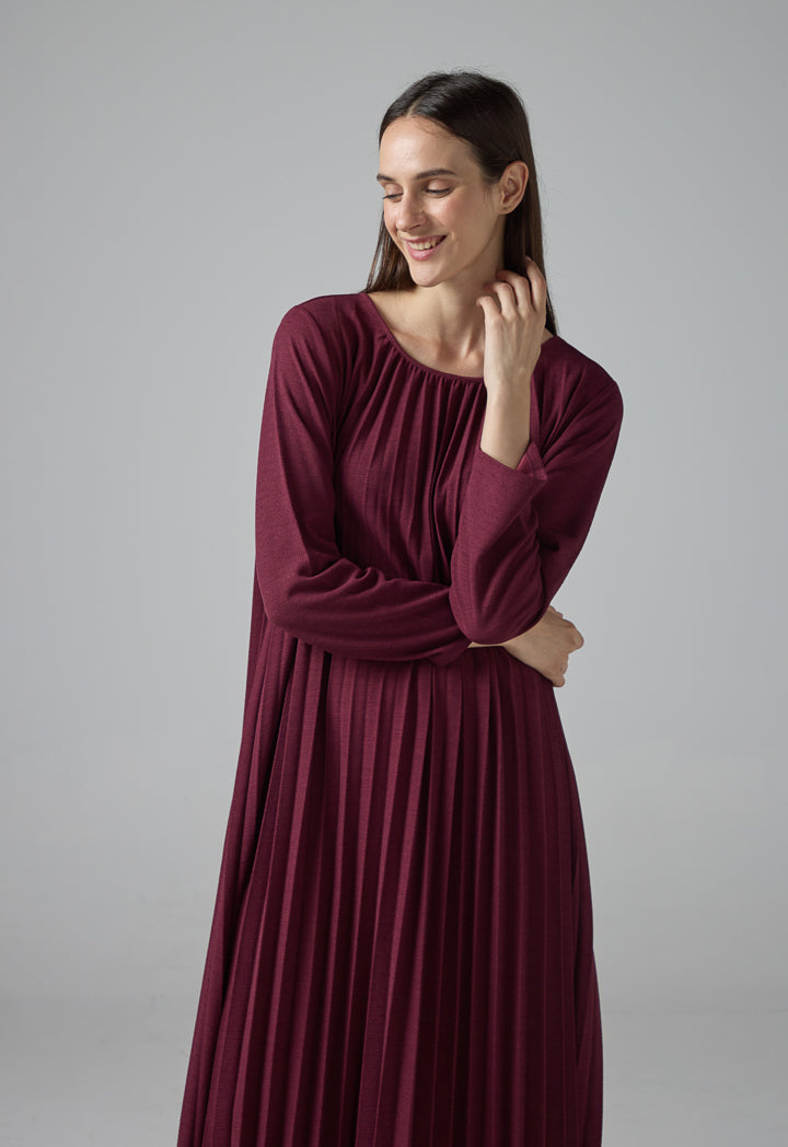 Choice Pleated Maxi Dress Burgundy