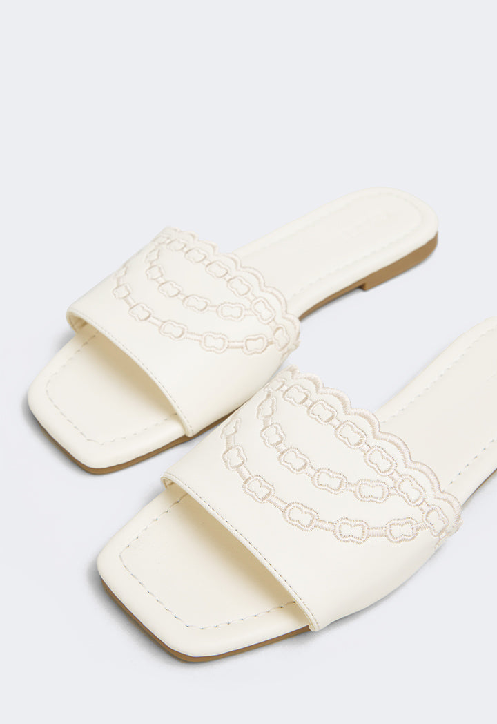 Choice Embroidered Pu Leather Flats Off White