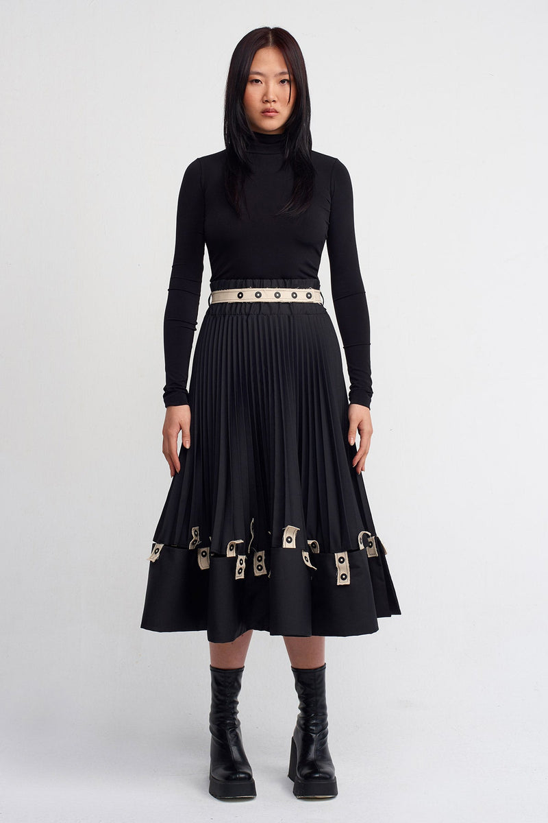 Nu Snap Detail Pleated Skirt Natural/Black