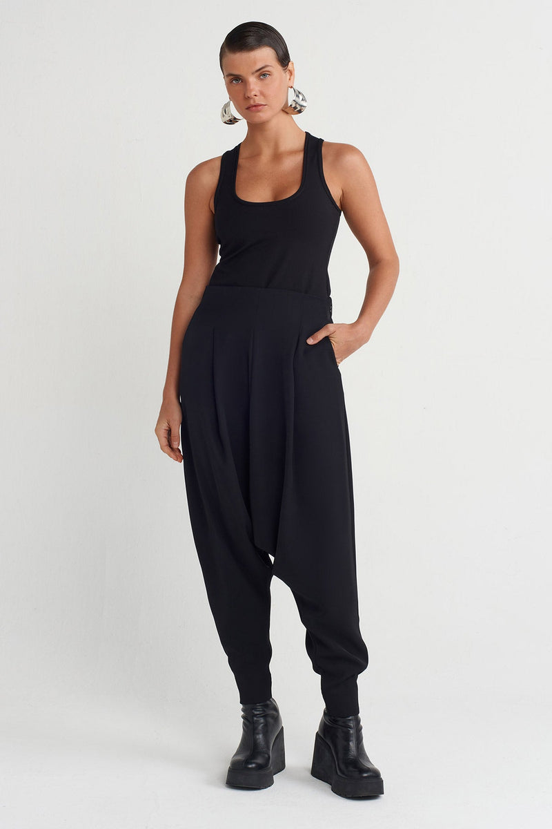 Nu High-Waisted Harem Pants Black