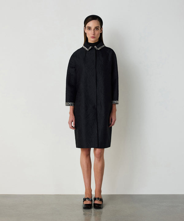 Machka Embroidered Shirt Collar Coat Black