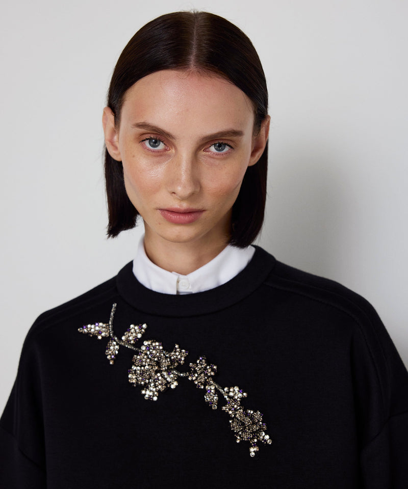 Machka Sweatshirt With Modular Floral Embroidery Black
