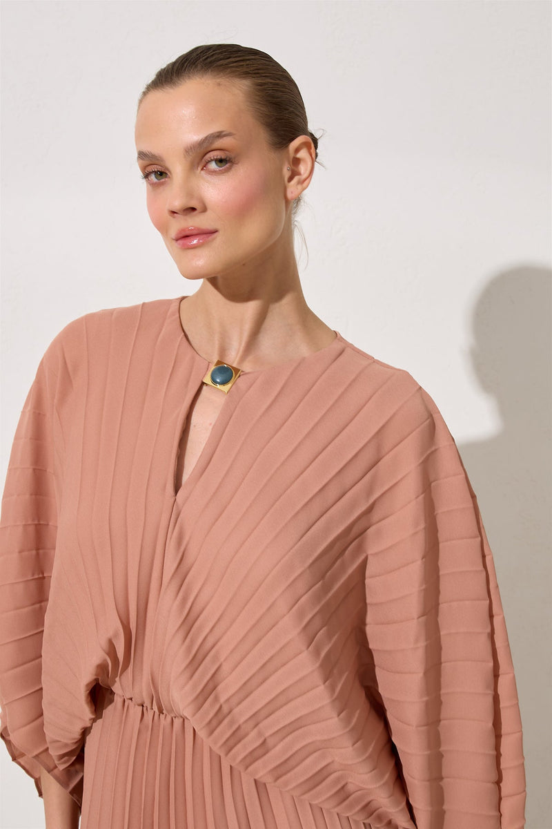 Setre Front-Keyhole Pleated Dress Salmon