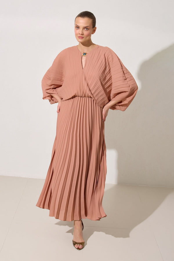 Setre Front-Keyhole Pleated Dress Salmon