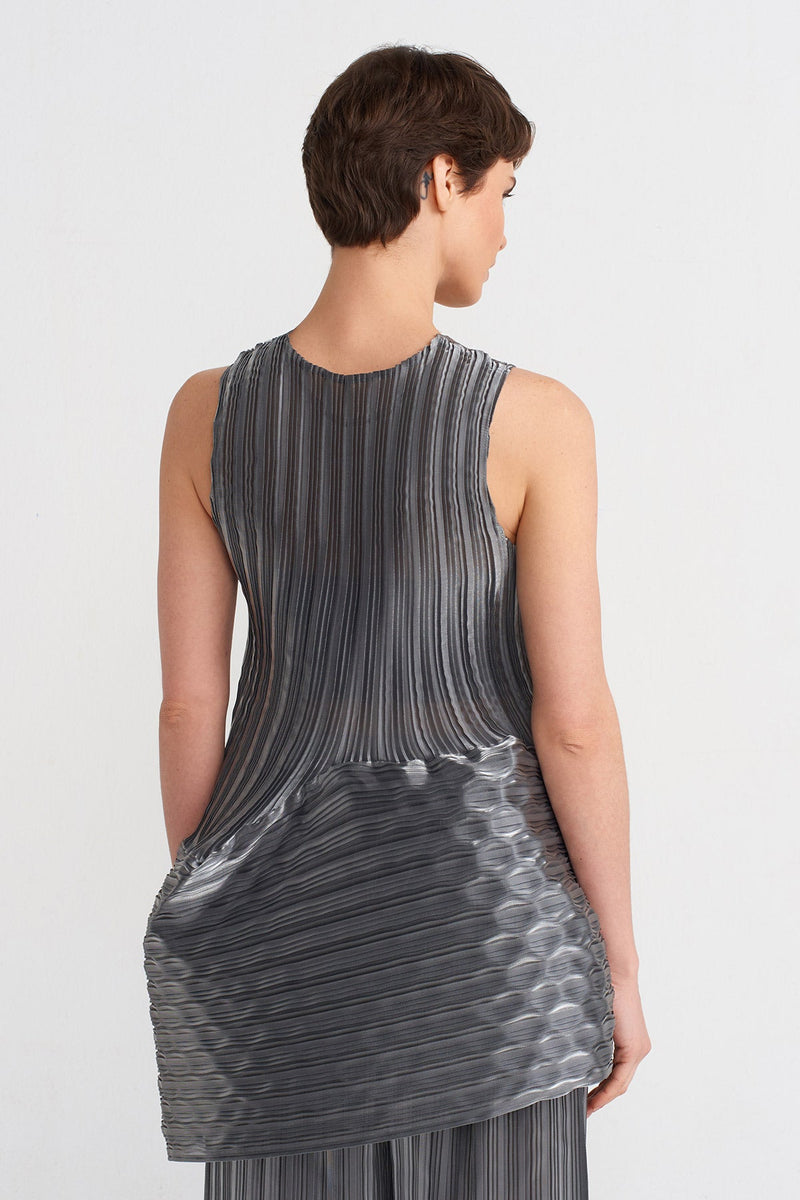 Nu Sleeveless, Puffy Pleated Blouse Silver