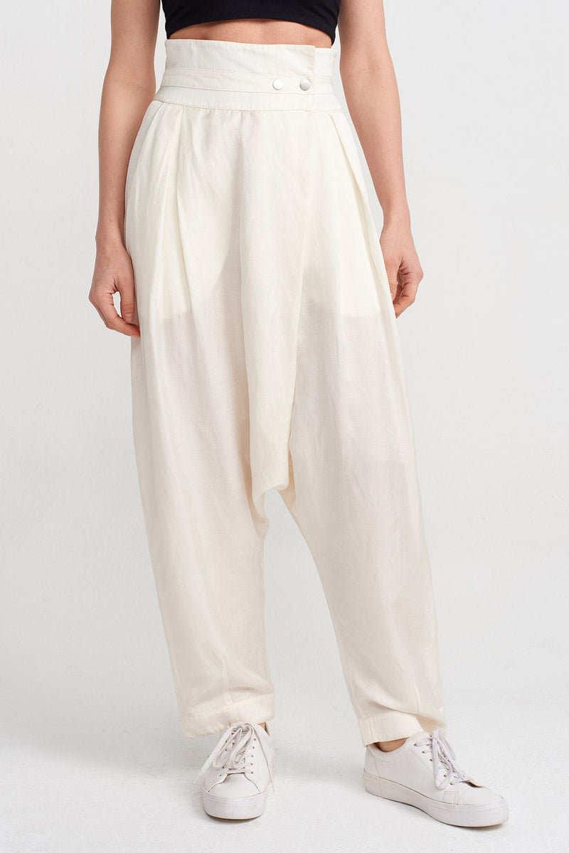 Nu High-Waisted Stylish Harem Pants Ecru