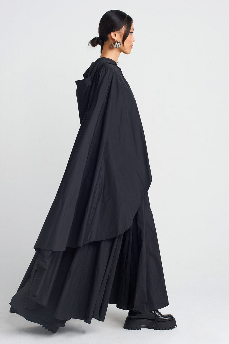 Nu Taffeta Cape Black