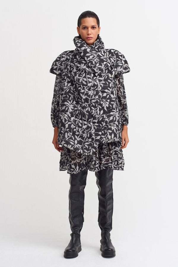 Nu Printed Short Sleeve Outerwear Black/White