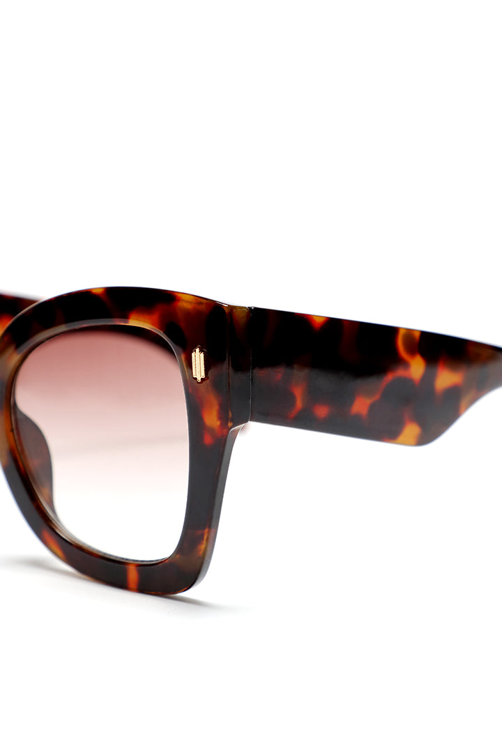 Choice Oversized Tinted Frame Wide Temple Sunglasses Leopard