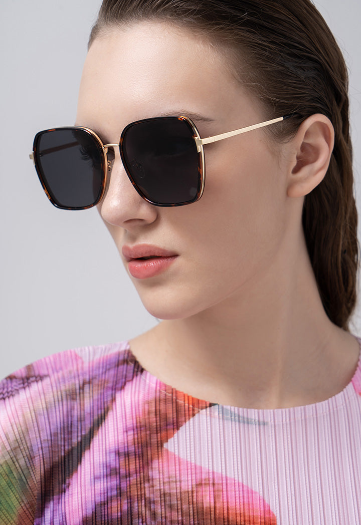 Choice Iconic Oversize Square Sunglasses Brown