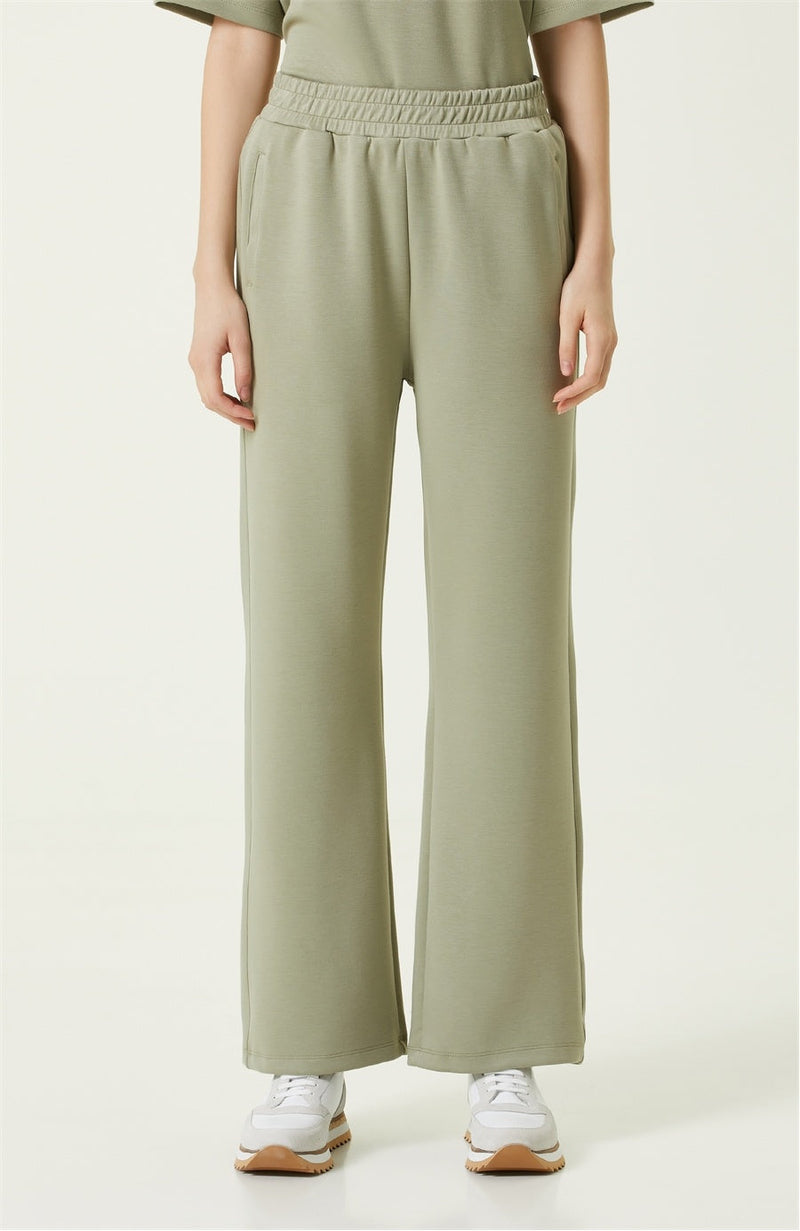 Network Basic Fit Trousers Khaki