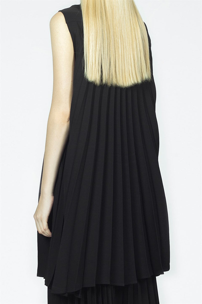 Nu Sleeveless High Neck Pleated Dress Black