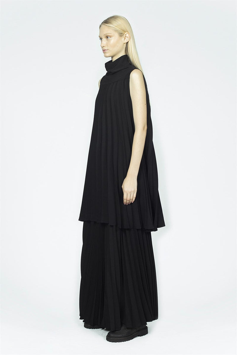 Nu Sleeveless High Neck Pleated Dress Black