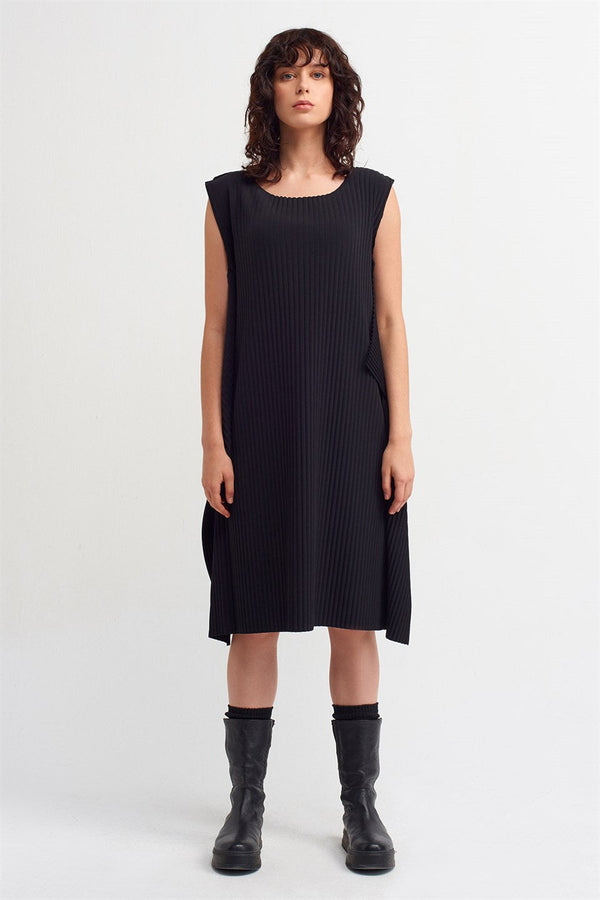 Nu Sleeveless Cape Detail Dress Black