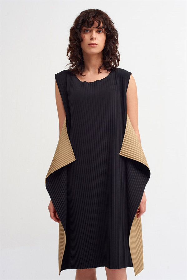 Nu Sleeveless Cape Detail Dress Beige-Black