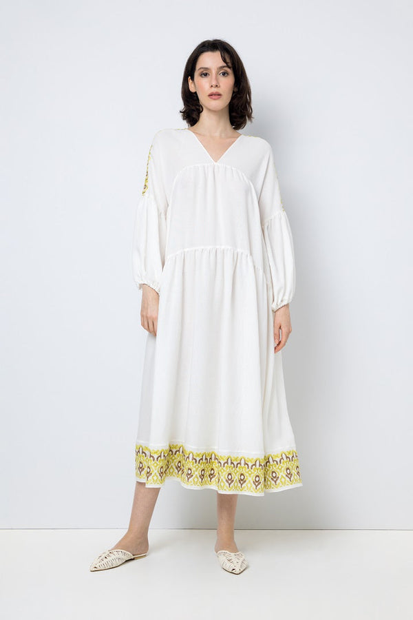 Choice Embroidered Detail Midi Dress Offwhite