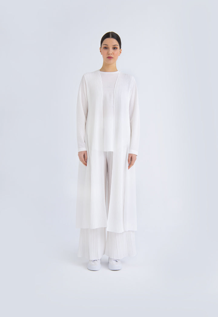 Choice Pleated Sleeveless Outerwear Off White