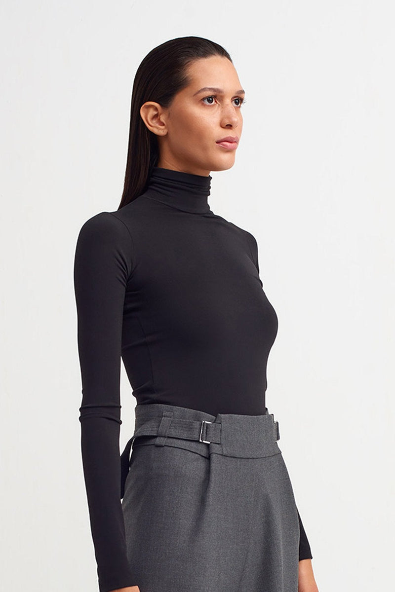 NU High Neck T-Shirt Black