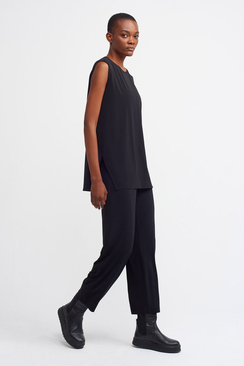 Nu  Basic Sleeveless Top Black