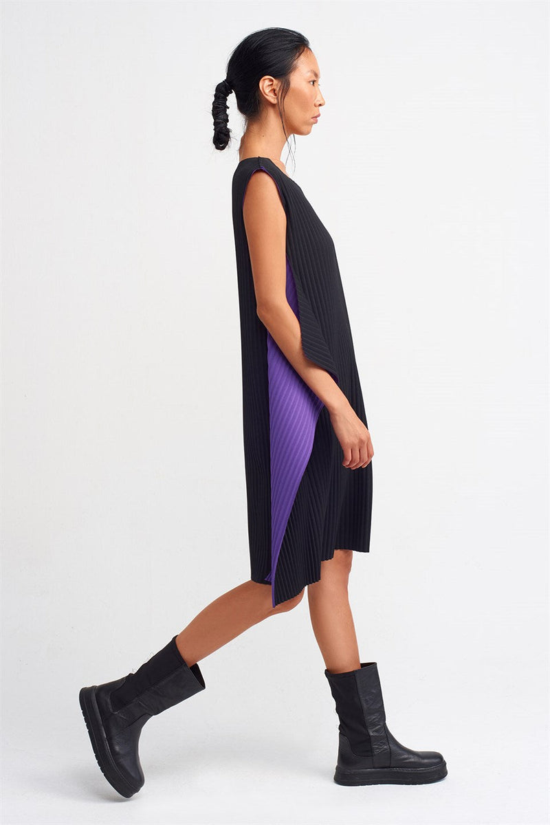 Nu  Colorblock Pleated Dress Black/Royal Purple