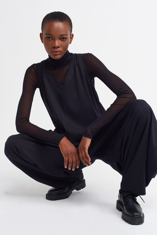 Nu  Flowy V-Neck Jumpsuit Black