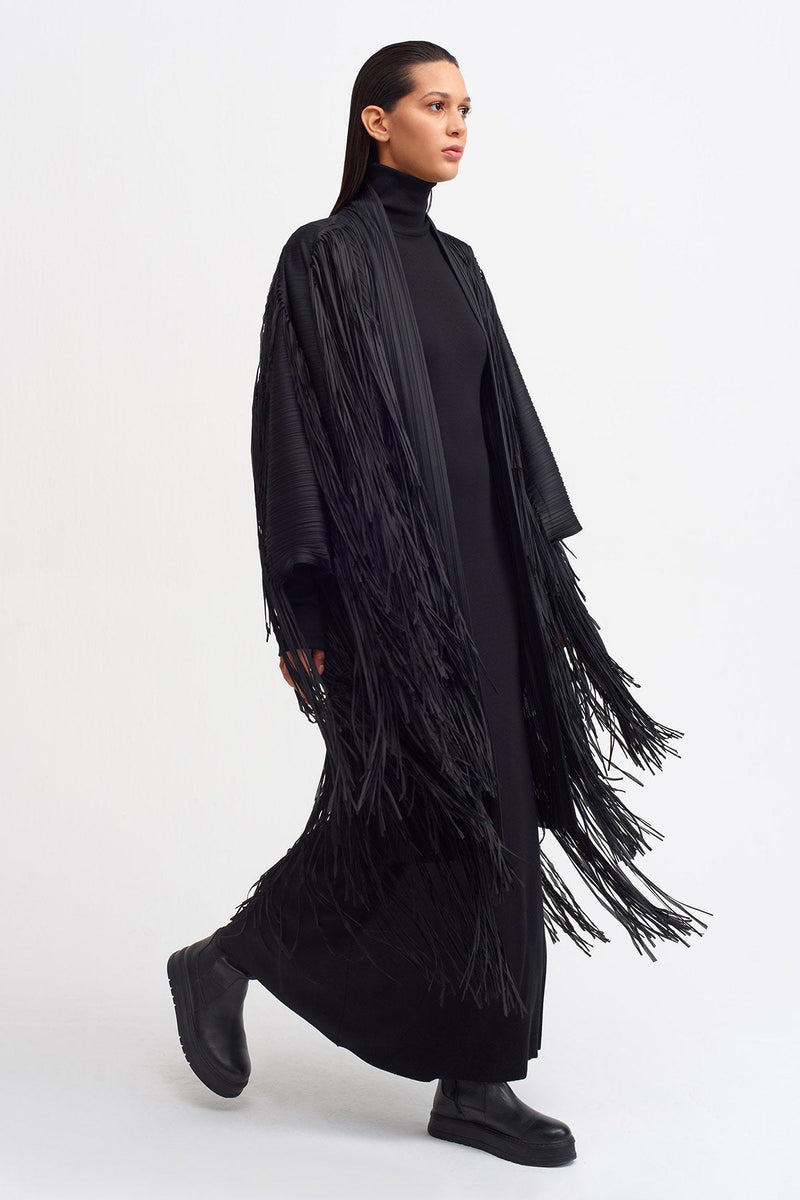 Nu Fringe Detail Pleated Outerwear Black