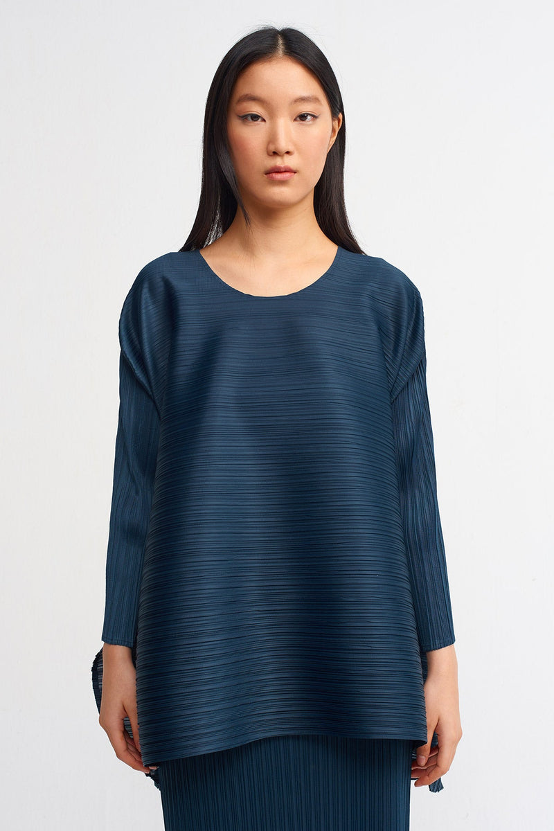 Nu Elegant Electric Pleated Solid Blouse Indigo