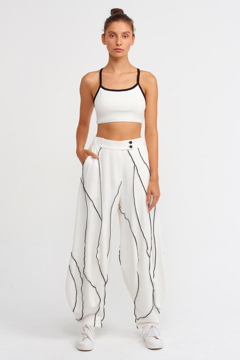 Nu Abstract Overlock Pattern Pants White/Black