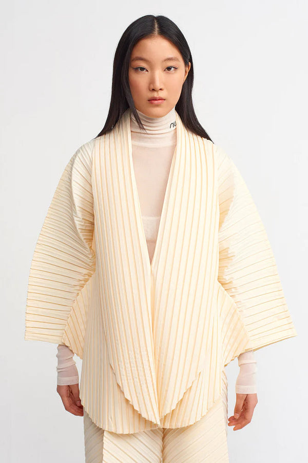 Nu Solid-Toned Pleated Outerwear Natural