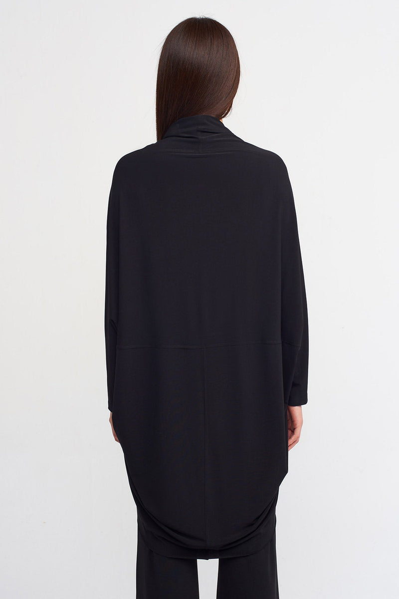 Nu Flowy V-Neck Outerwear Black