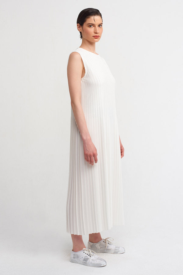 Nu Solid Pleated Midi Dress Off White