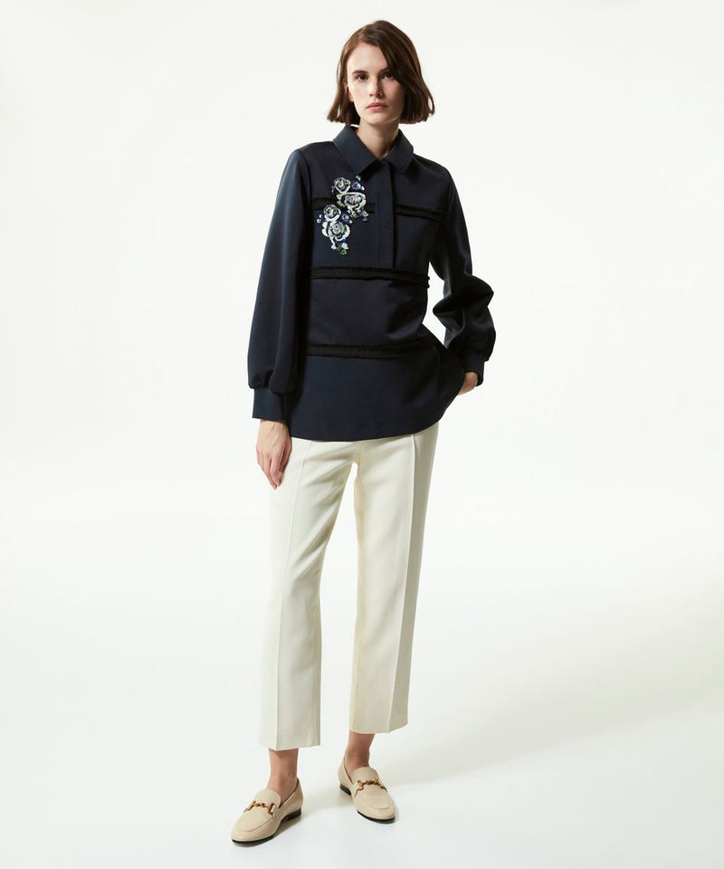 Machka Floral Module-Embroidered Sweatshirt Navy Blue