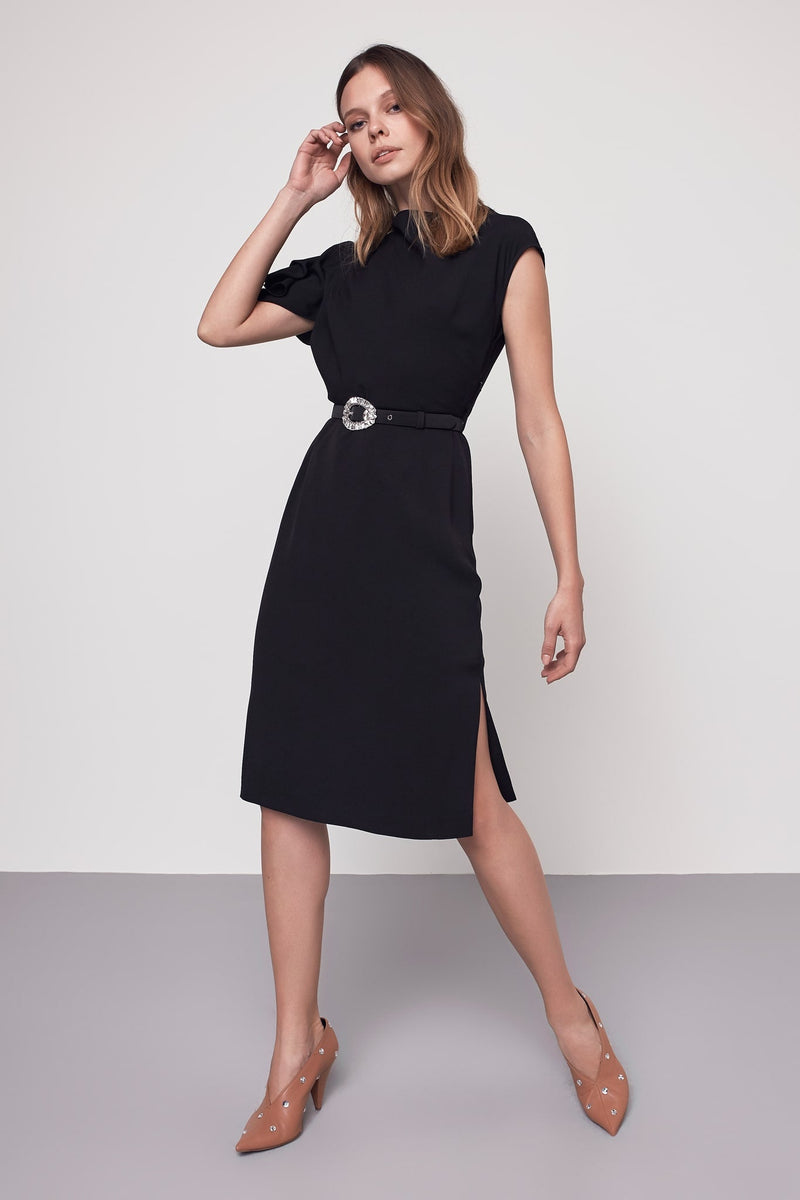 Machka Asymmetrical Sleeve Belted Dess Black