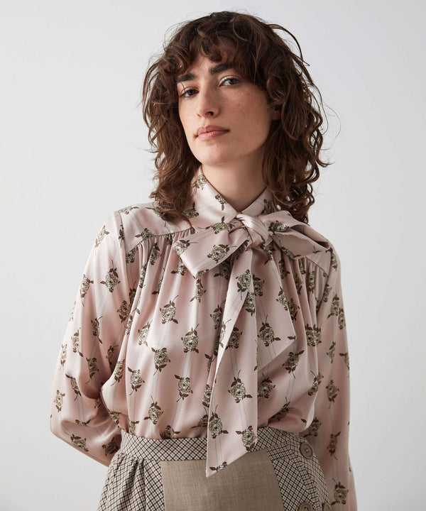 Machka Floral Collar Detail Blouse Powder