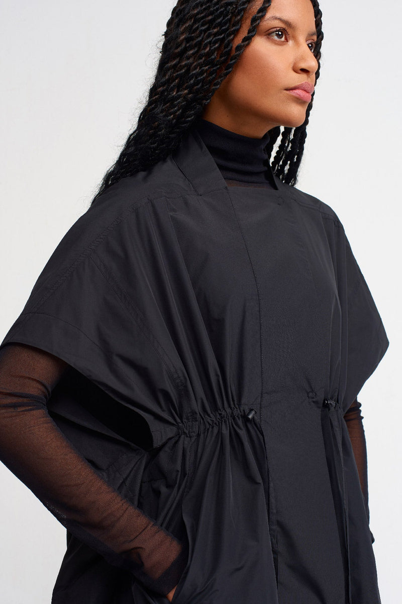 Nu Solid Wide Midi Outerwear Black