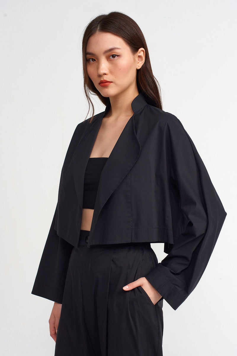 Nu Solid Kimono Outerwear Black