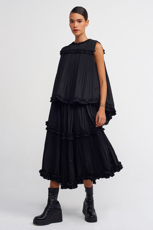 Nu Sleeveless Pleated Taffeta Blouse Black