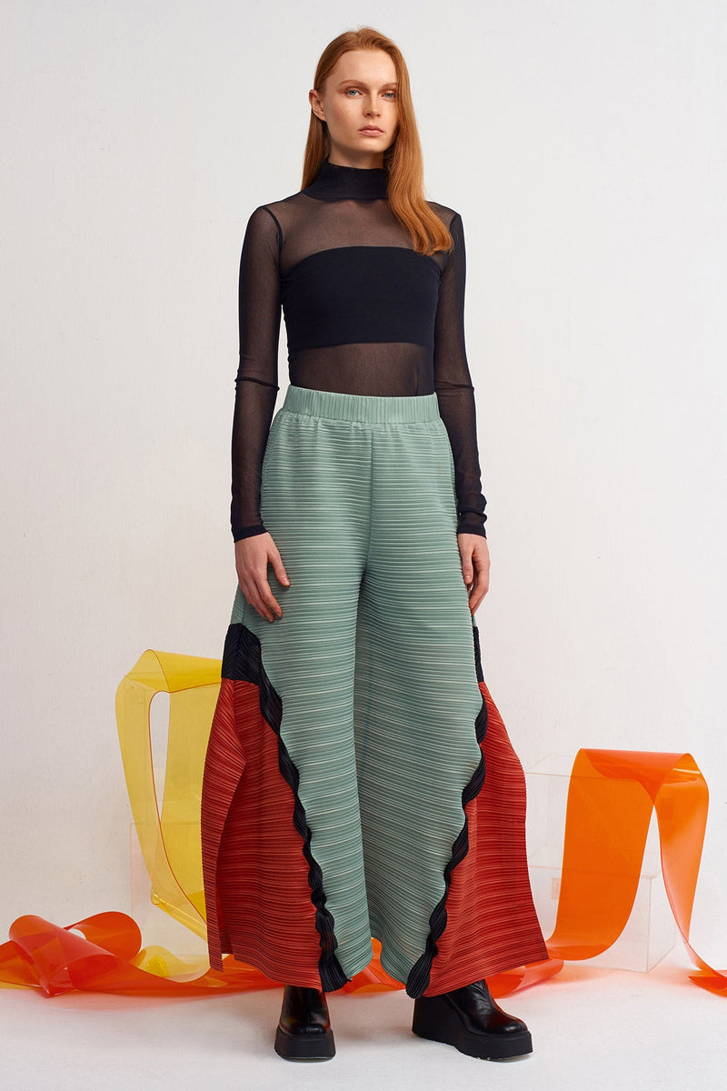 Nu Color-Blocked Pleated Trousers Multi Color