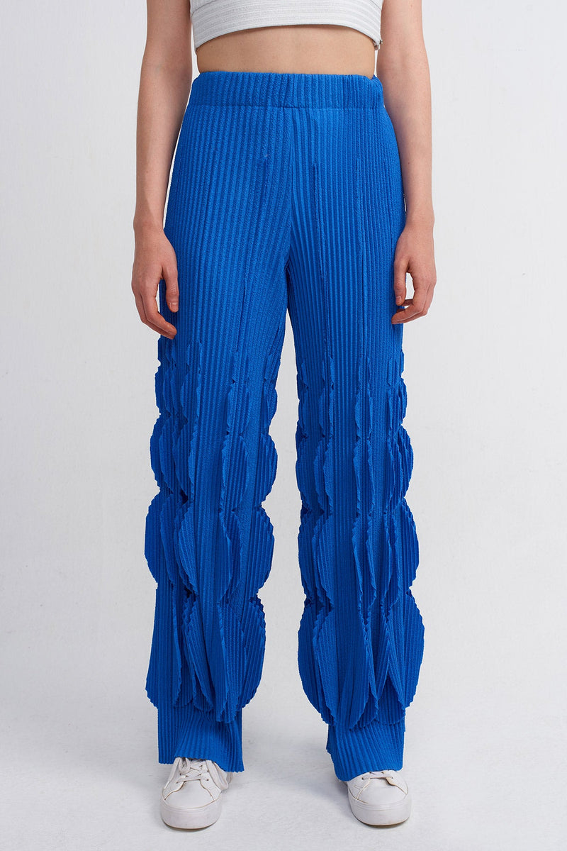 Nu Self-Patterned Pleated Pants Blue